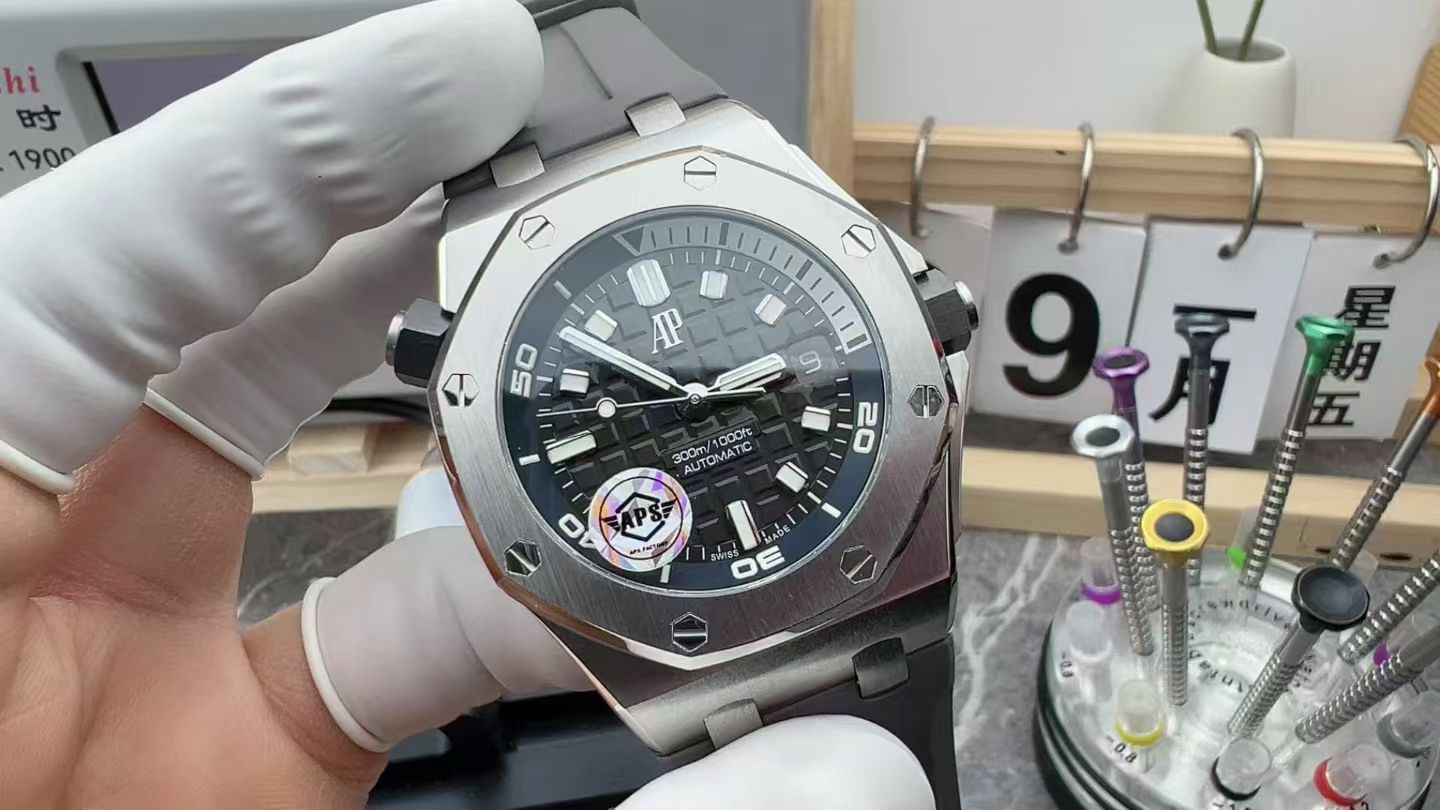 AUDEMARS PIGUET 15720ST.OO.A009CA.01
