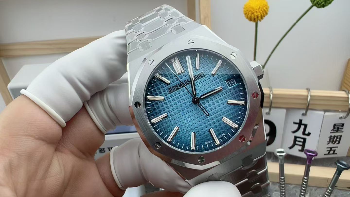 AUDEMARS PIGUET 15510BC.OO.1320BC.02