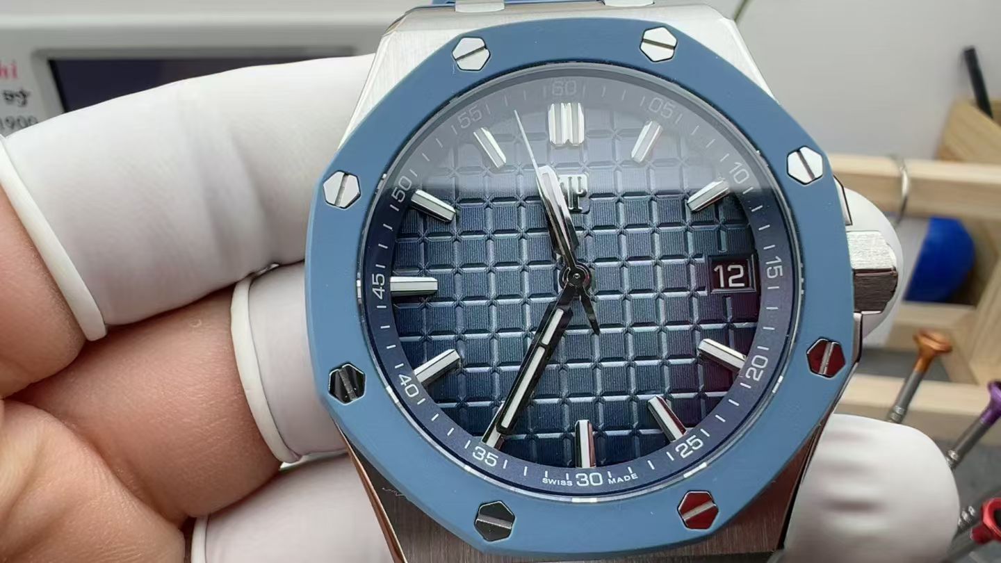 AUDEMARS PIGUET 15605SK.OO.A350CA.01
